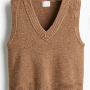 H&M Tan Sweater Vest